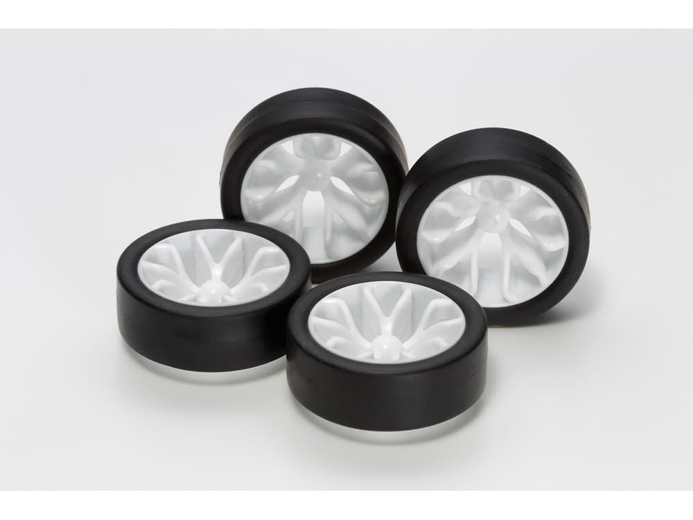 Tamiya  LO-PRO TIRE & WHEEL SET (Y Spoke) (TA15483)