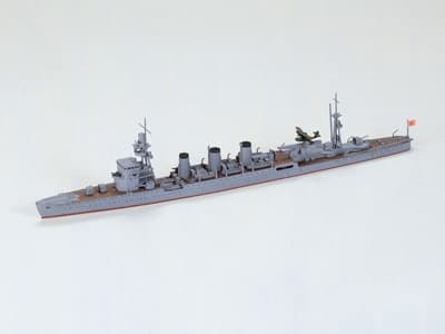 Tamiya 1/700 Kinu Japanese Light Cruiser (TA31321)