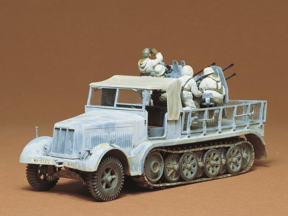 Tamiya 1/35 Ger.8 Ton-Half Track Sd.Kfz.2 (TA35050)