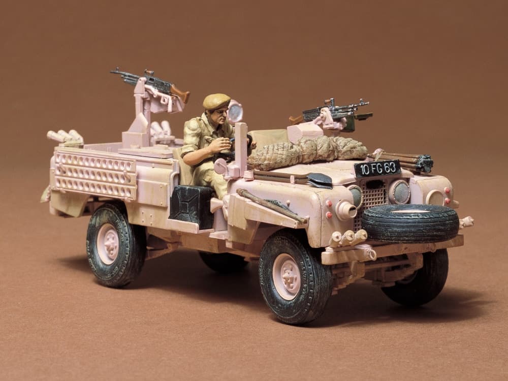 Tamiya 1/35 S.A.S. Land Rover Pink Panther (TA35076)