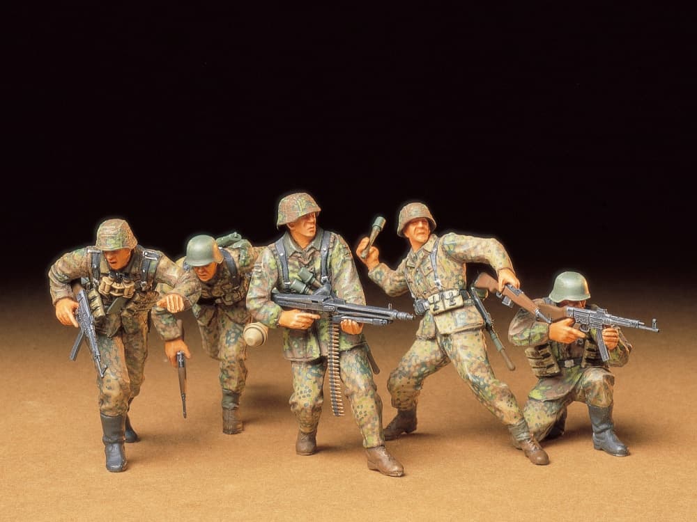Tamiya 1/35 Gernab Front-Line Infantrymen (TA35196)