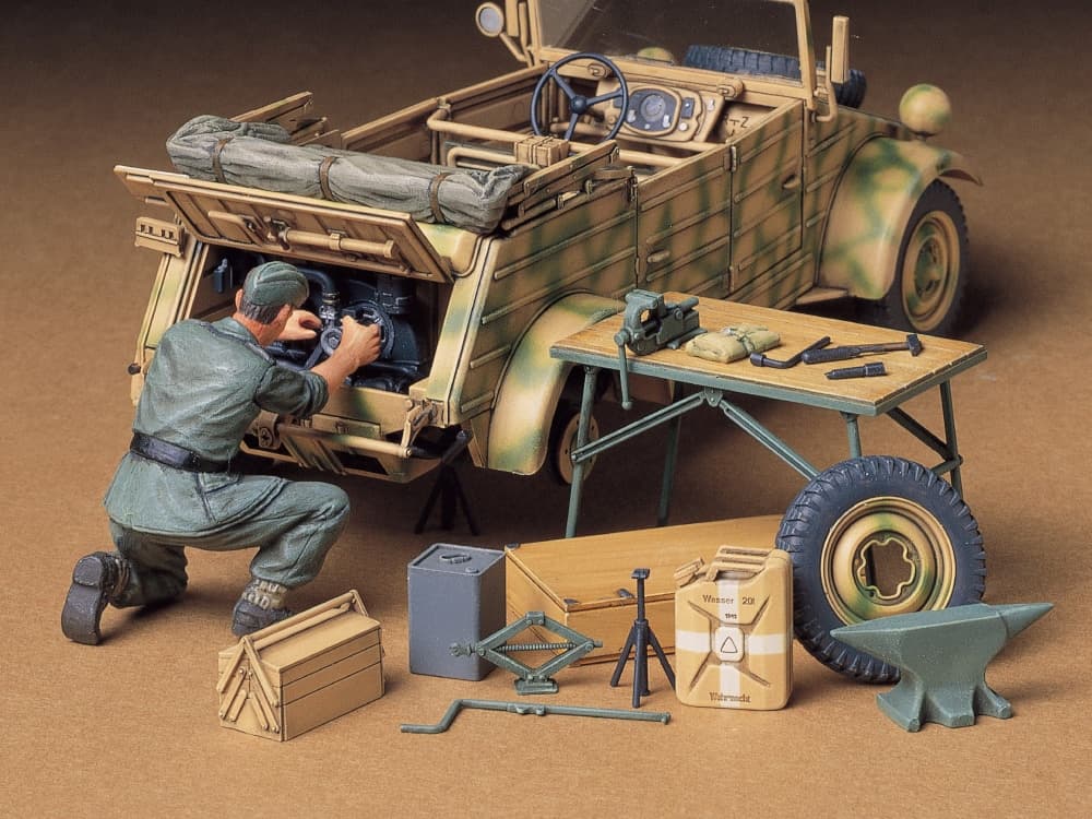 Tamiya 1/35 Kuebelwagen Engine Set (TA35220)